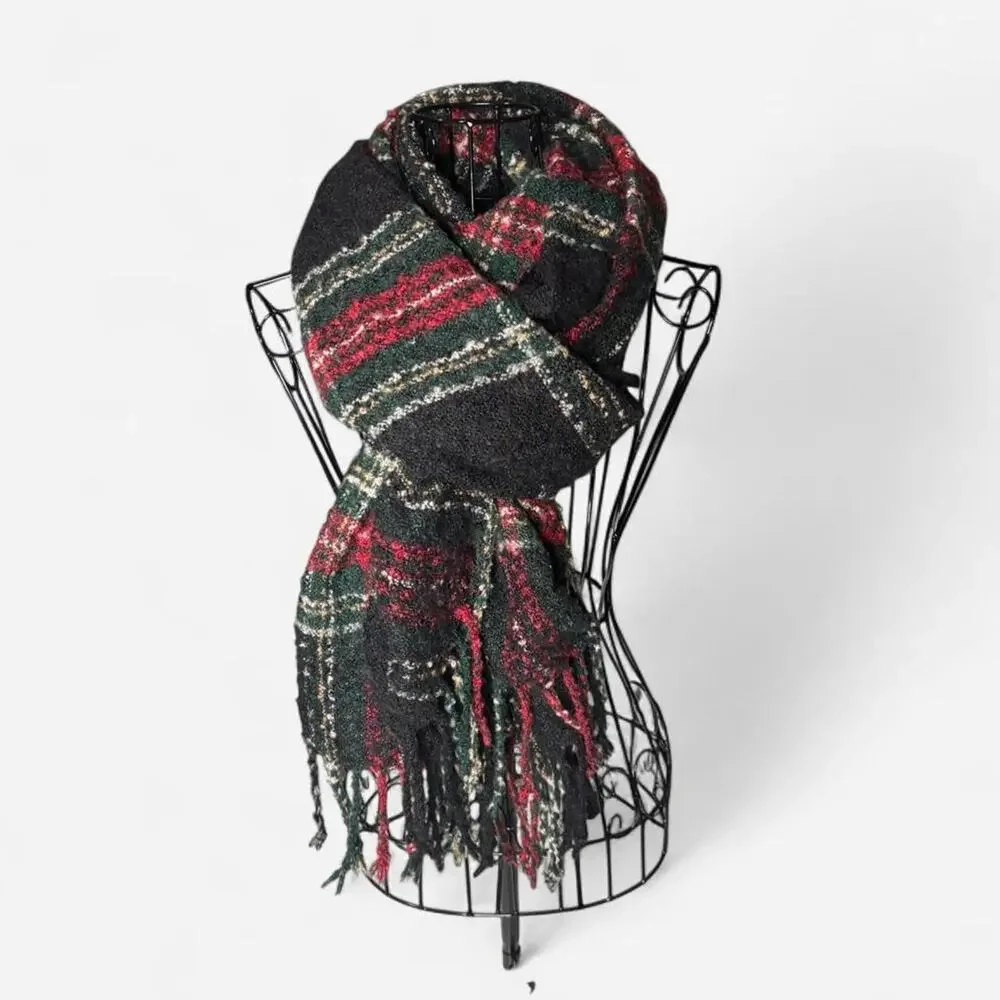 Abercrombie & Fitch Tartan Plaid Blanket Scarf Black Red Green Fringe